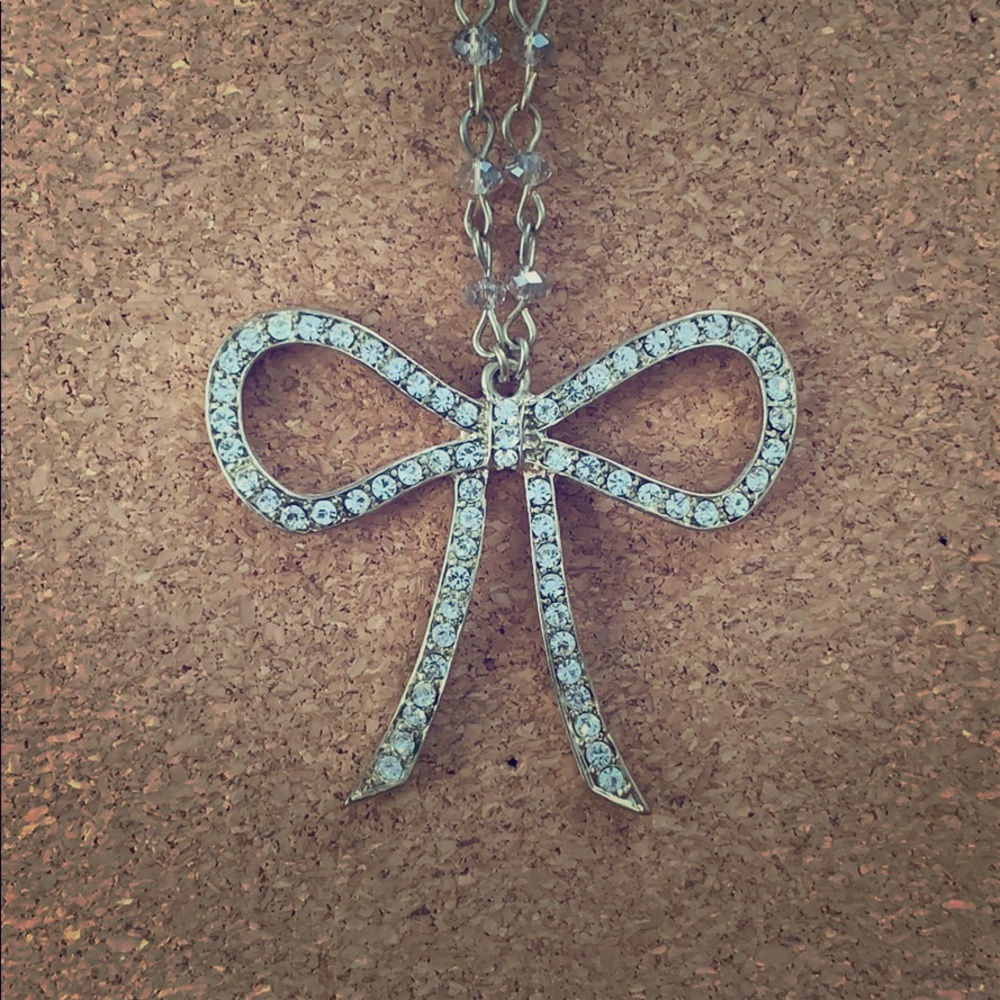 Long Diamond bow necklace